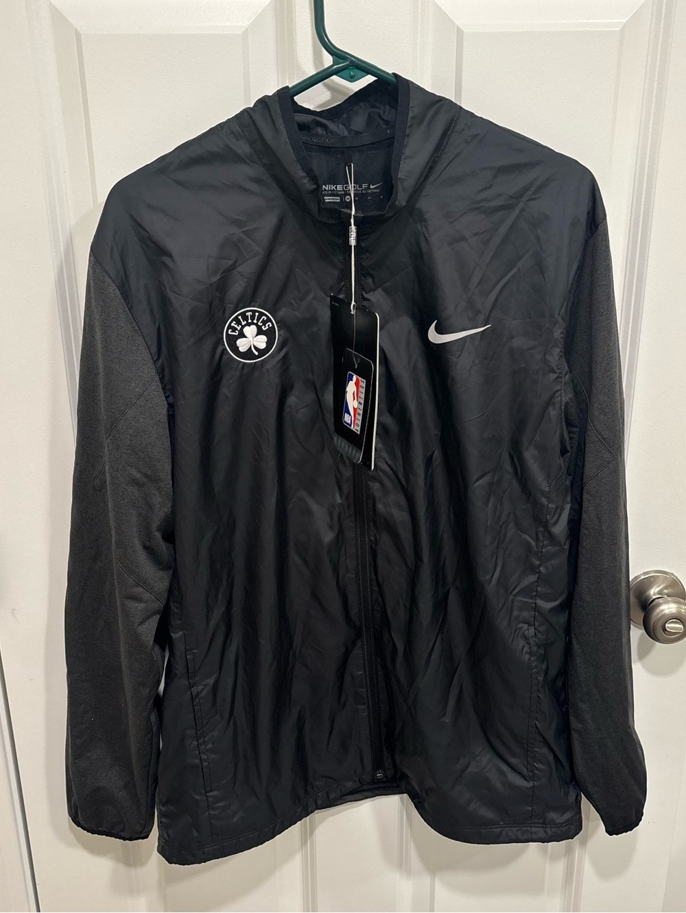 NWT Nike Golf NBA Boston Celtics Full Zip Windbreaker Jacket Mens U.S. Medium